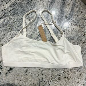 SKIMS Scoop Bralette - NWT - sz M - color Marble